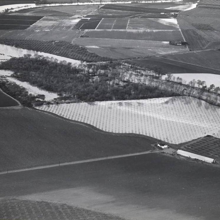 aerial of murphy crossing